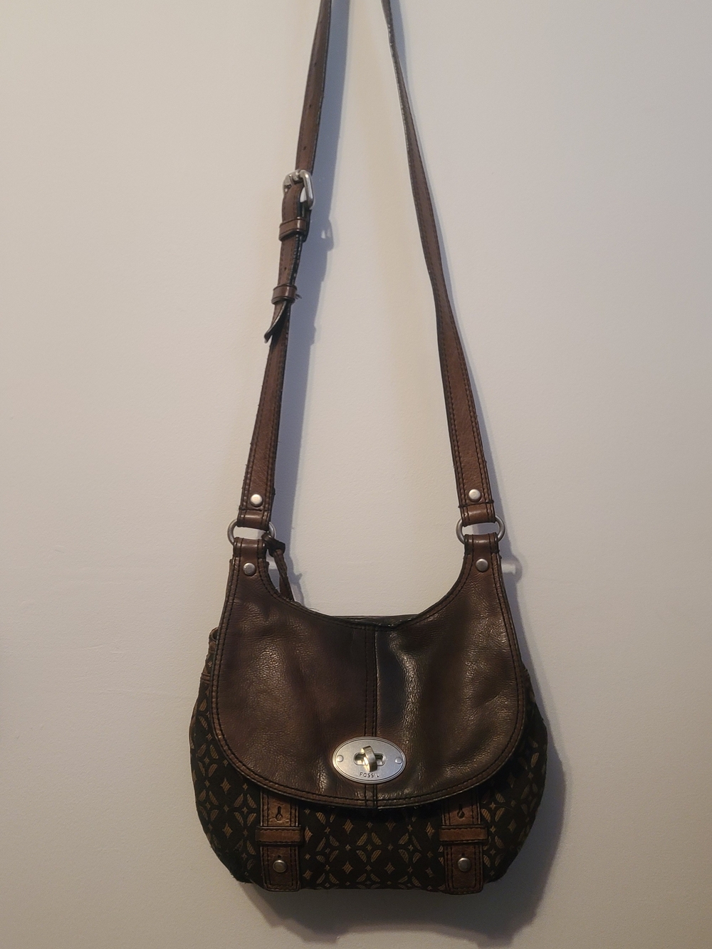 Fossil Maddox Black and Brown Patterned Shoulder Bag